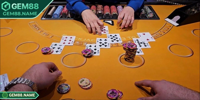 Khái quát sơ lược về game phỏm Gem88